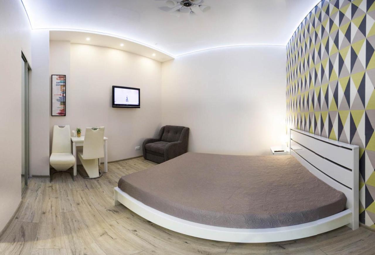 Modern Apartments In The Centre - Kuznechna Str. 26/4 คาร์คิฟ ภายนอก รูปภาพ