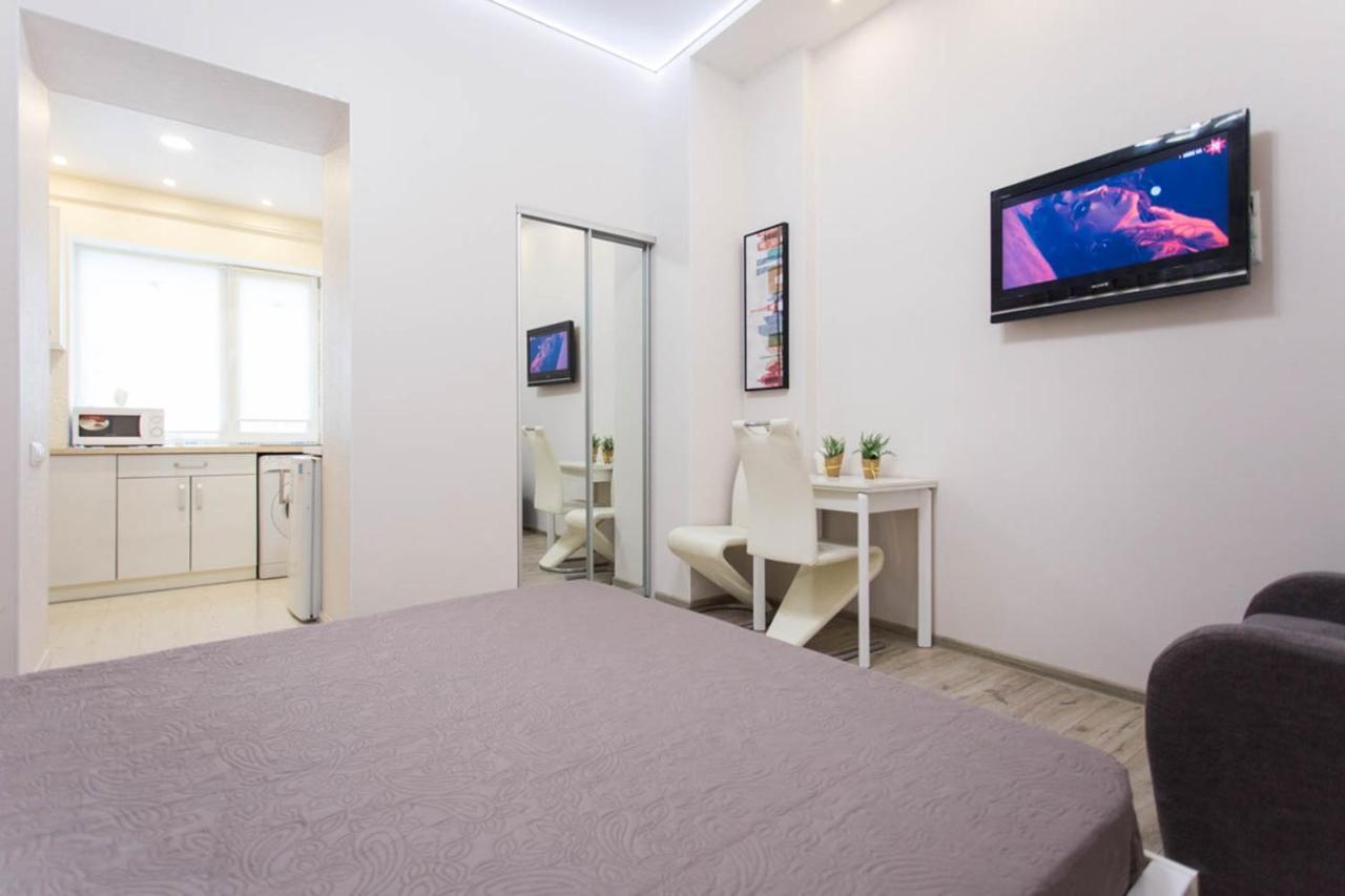 Modern Apartments In The Centre - Kuznechna Str. 26/4 คาร์คิฟ ภายนอก รูปภาพ