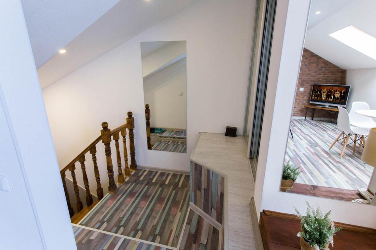 Modern Apartments In The Centre - Kuznechna Str. 26/4 คาร์คิฟ ภายนอก รูปภาพ